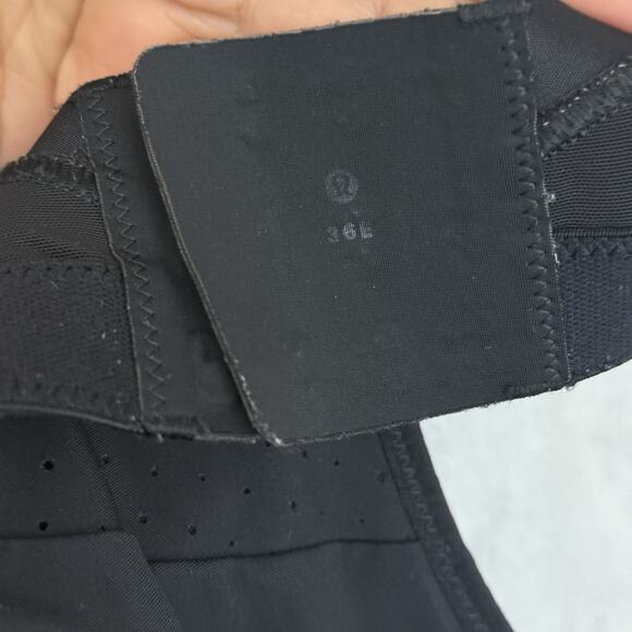 Lululemon Sports Bra 36E Run Times High Support Black Soft Cups Sweat Wicking - Picture 7 of 13